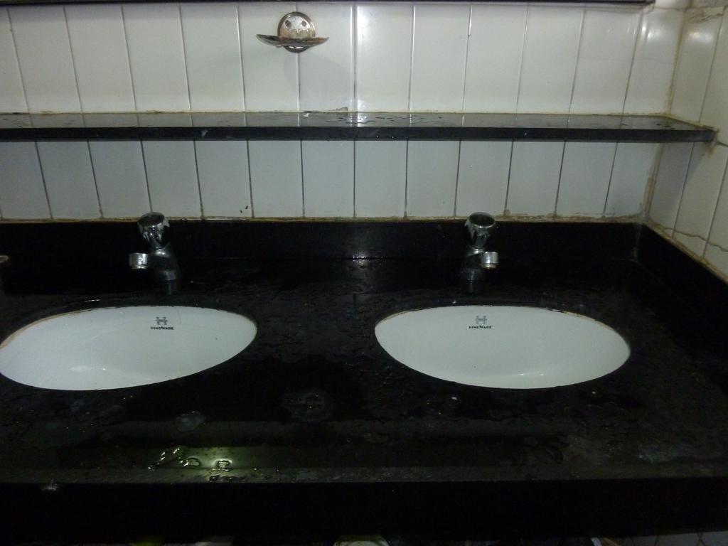 Yadgar Guest House Bombaim Exterior foto