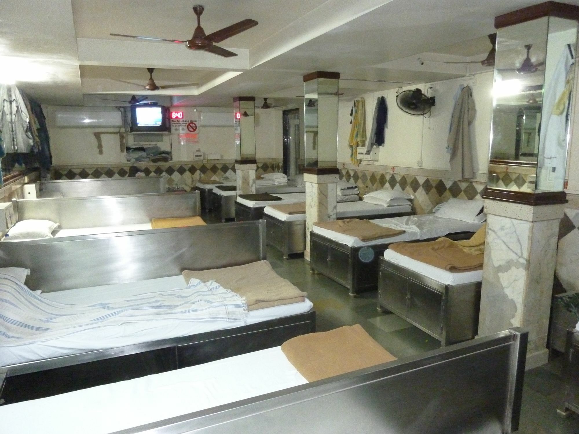 Yadgar Guest House Bombaim Exterior foto